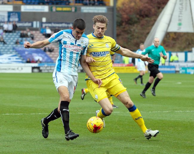 Phân tích tỷ lệ Huddersfield vs Sheffield Wed, 18h ngày 15/9