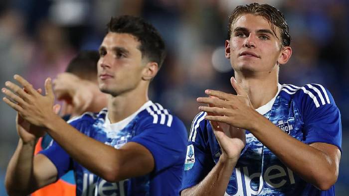 Soi kèo góc Como vs Genoa, 01h45 ngày 16/9