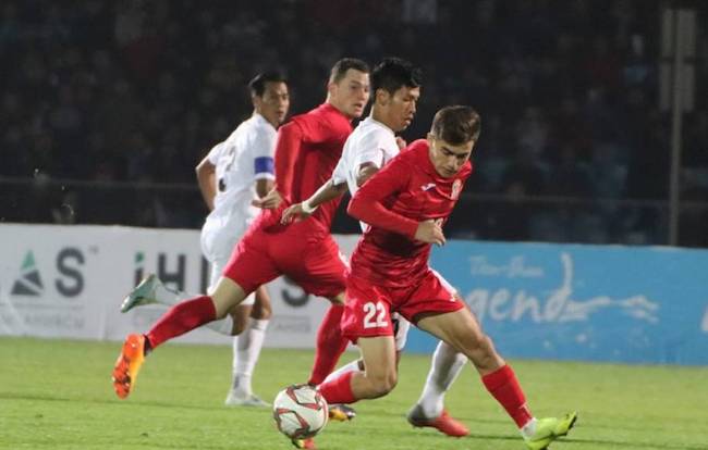 M&ocirc;ng Cổ 1-2 Kyrgyzstan: Chiến thắng nhọc nhằn
