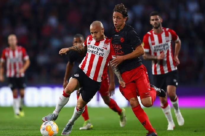 Soi kèo tài xỉu PSV vs Utrecht hôm nay, 19h30 ngày 16/10