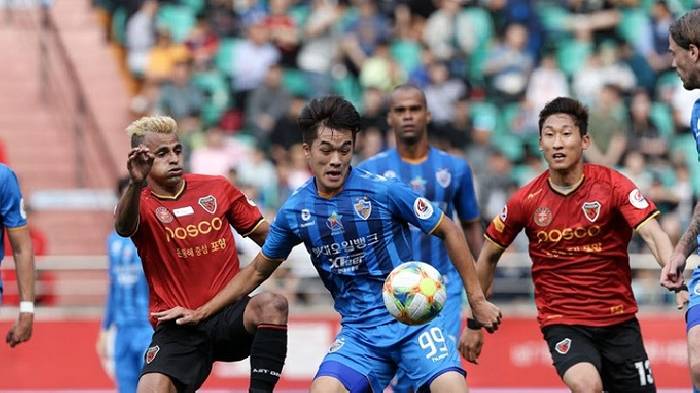 Nhận định, soi kèo Pohang Steelers với Gwangju Football Club, 12h00 ngày 17/3: Điểm tựa sân nhà
