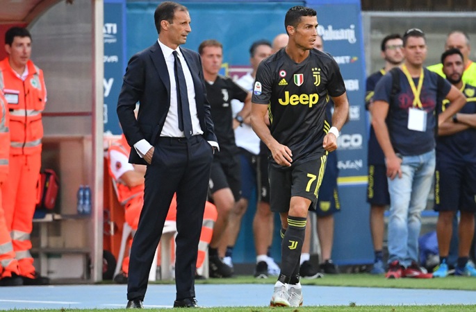 Ronaldo và thầy cũ Max Allegri cùng đầu quân cho Newcastle United?