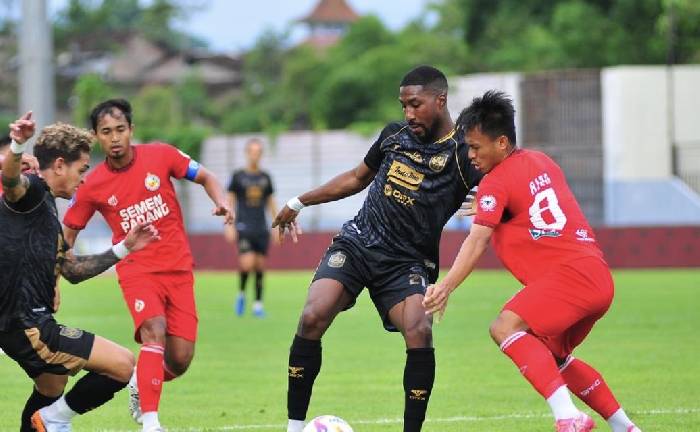 Nhận định, soi kèo Semen Padang vs PSIS Semarang, 15h30 ngày 17/4: Những người khốn khổ