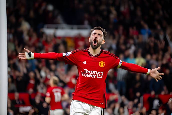 Tỏa sáng giúp MU đánh bại Newcastle, Bruno Fernandes chốt tương lai