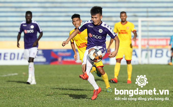 Sau vòng 23 V.League: Hà Nội FC chạm 1 tay vào ngai vàng, nóng ở cuộc đua trụ hạng