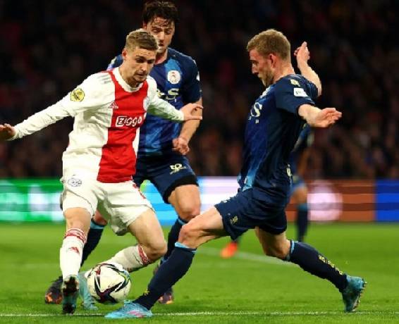 Nhận định, soi kèo Sparta Rotterdam vs FC Twente Enschede, 20h30 ngày 17/12