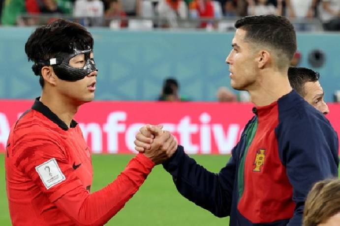 Ronaldo thua Son Heung-min ở cuộc đua cầu thủ xuất sắc nhất châu Á
