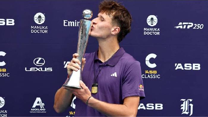 Mensik vô địch Auckland Open, chạy đà hoàn hảo cho Úc Mở rộng 2026