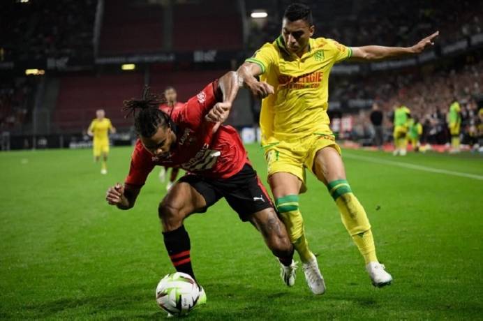 Soi kèo góc Rennes vs Nantes, 1h45 ngày 19/4