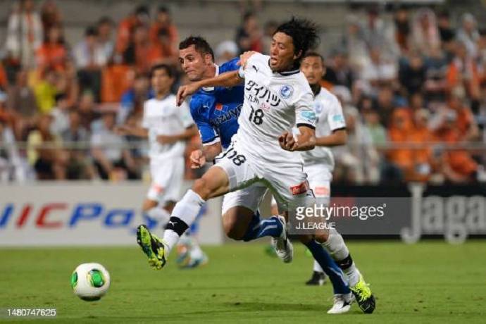 Soi kèo phạt góc Oita Trinita vs Fagiano Okayama, 17h00 ngày 17/6