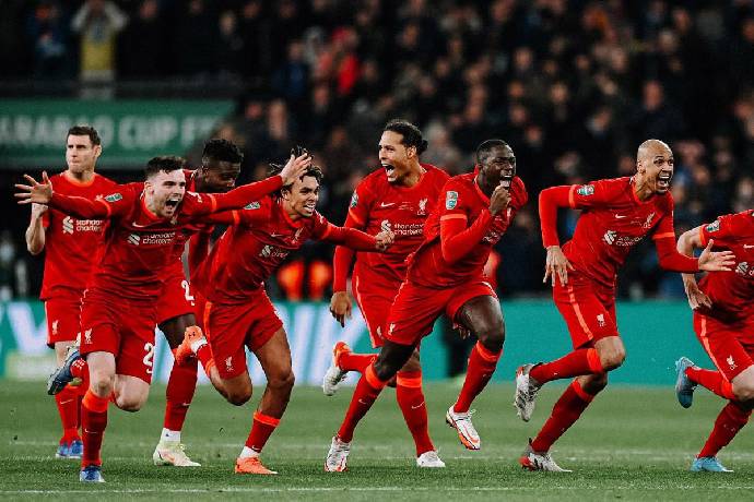 Bản tin Liverpool tối 17/7 : Từ bỏ 'sao 100 củ', nẫng tay trên M.U vụ 'kẻ thay thế Fabinho'