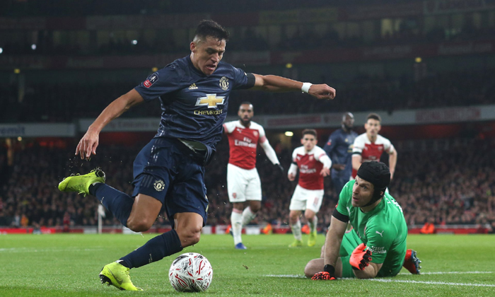 Ole Gunnar Solskjaer làm sáng tỏ tương lai Alexis Sanchez