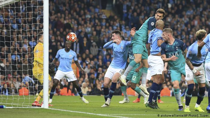 Tỷ lệ bóng đá Ngoại hạng Anh hôm nay 17/8: Man City vs Tottenham