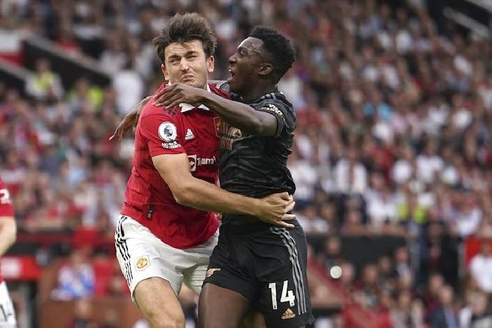 Romano: 'Do Maguire, siêu hậu vệ đó đã chọn Arsenal thay vì M.U'