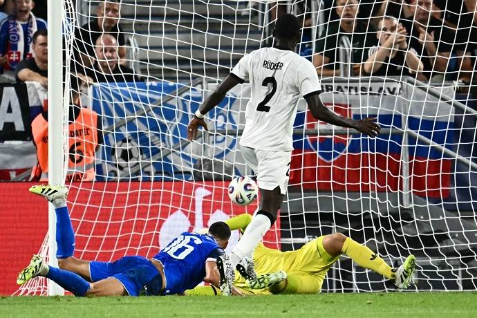 Chuyên gia Tony Ansell dự đoán Đức vs Slovakia, 2h45 ngày 18/11