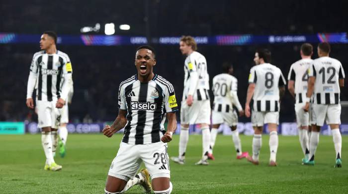 Soi kèo góc Qarabag vs Newcastle, 0h45 ngày 19/02