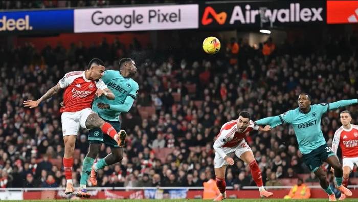 Soi kèo góc Wolves vs Arsenal, 3h00 ngày 19/02