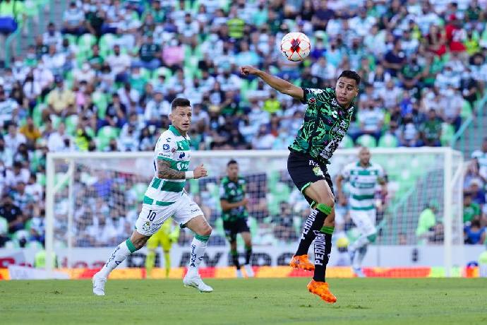 Soi kèo phạt góc Leon vs Santos Laguna, 10h ngày 20/3