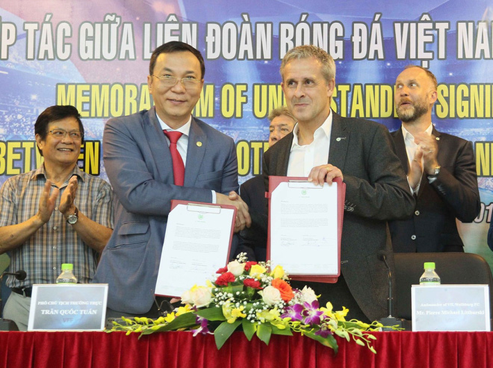 Quang Hải, Văn Hậu lại có cơ hội sang Bundesliga thi đấu