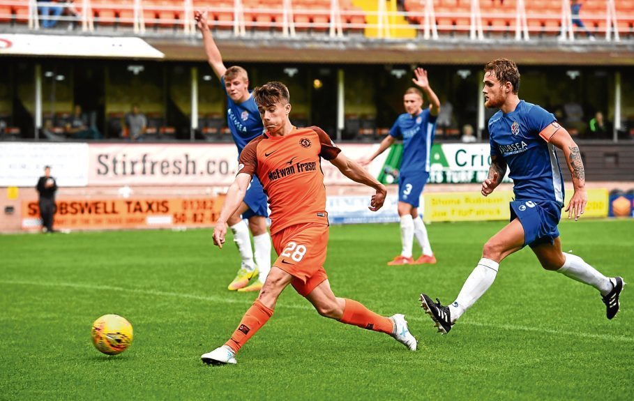 Nhận định Dundee Utd vs Cowdenbeath 01h45, 20/07 (Cúp Liên đoàn Scotland)