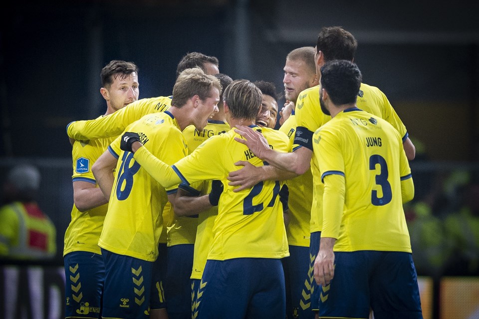 Tỷ lệ bóng đá hôm nay 18/7: Inter Turku vs Brondby