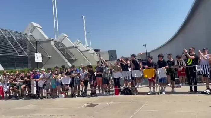 Ngôi sao duy nhất khiến CĐV Juventus biểu tình, cầu xin đừng rước về