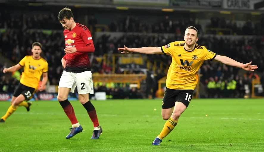 Sao Wolves 'hạ giá' Harry Maguire trước thềm đại chiến MU