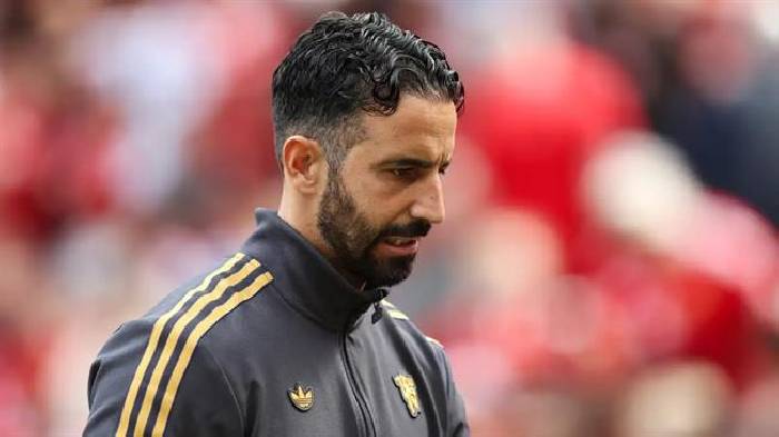 HLV Ruben Amorim lập kỷ lục buồn sau thất bại trước Arsenal