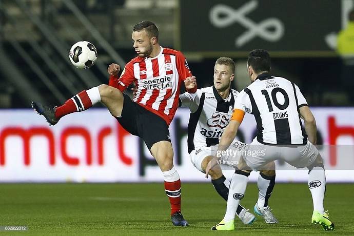 Nhận định, soi kèo Heracles Almelo vs AZ Alkmaar, 21h45 ngày 19/9