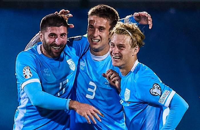 Đội tuyển yếu nhất thế giới ăn mừng như vô địch khi ghi bàn ở vòng loại EURO