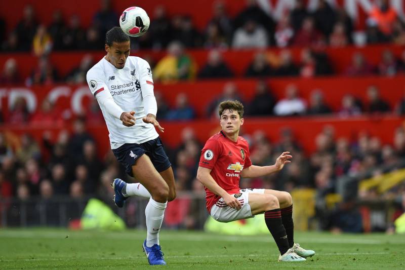Tỷ lệ bóng đá hôm nay 19/1: Liverpool vs MU