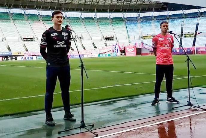 Đặng Văn Lâm nói gì trong ngày ra mắt Cerezo Osaka?