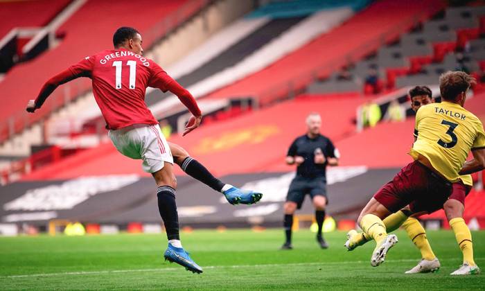 Mason Greenwood cân bằng kỷ lục của Wayne Rooney