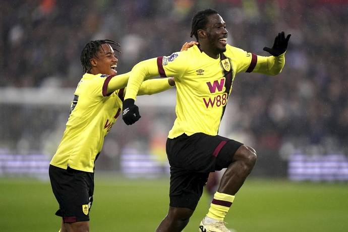 Nhận định, soi kèo Sheffield United vs Burnley, 21h00 ngày 20/4/: Còn nước, ai còn sức để tát?