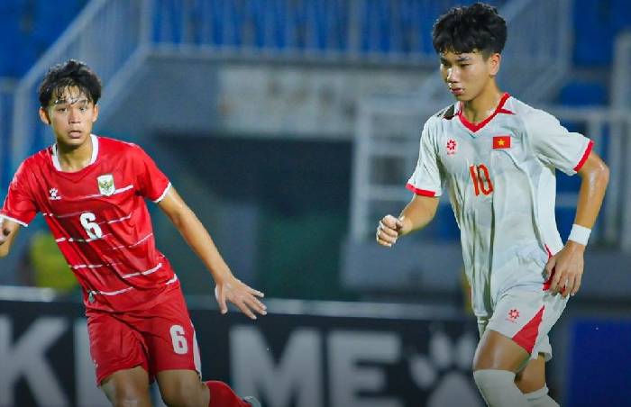 U17 Việt Nam hòa Indonesia, vào bán kết với ngôi đầu