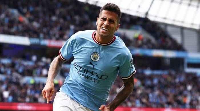 “Chê” Barca, sao Man City tìm đường gia nhập Real Madrid