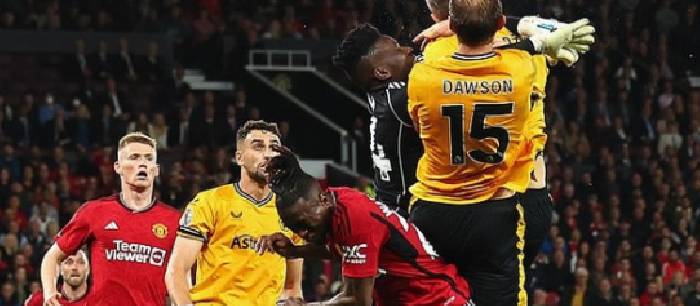 Nội bộ MU hỗn loạn vì thần đồng số 1 nước Anh: Nhân viên dọa từ chức, nhà tài trợ bỏ đi