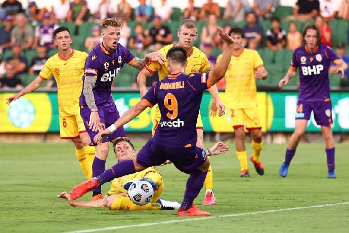 Soi k&egrave;o phạt g&oacute;c Sydney vs Perth Glory, 15h45 ng&agrave;y 22/1