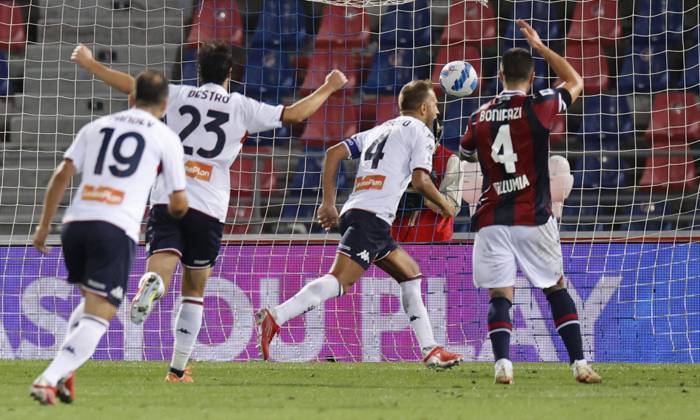 Dự đoán, soi kèo thẻ vàng Genoa vs Bologna, 22h15 ngày 21/5