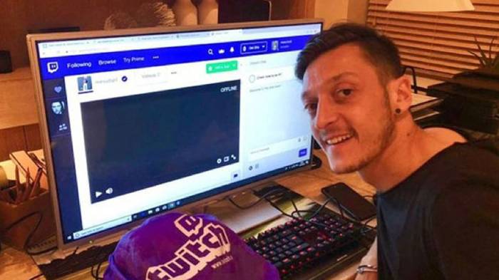 Ozil muốn trở thành Game thủ chuyên nghiệp sau khi giải nghệ
