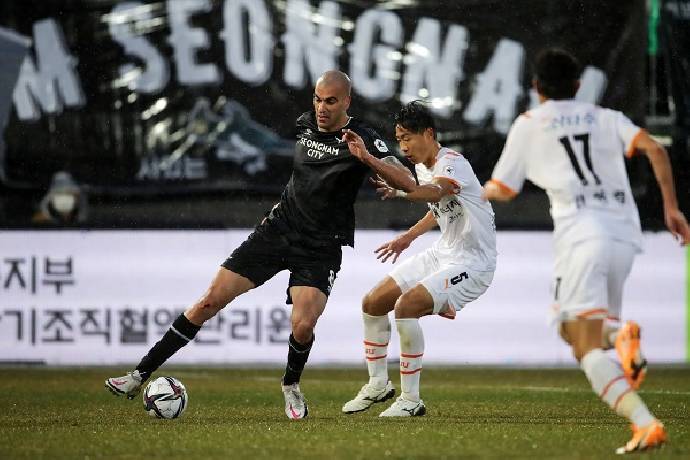 Soi kèo phạt góc Gimcheon Sangmu vs Seongnam, 17h ngày 21/6