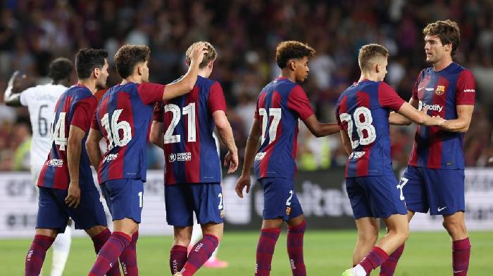 Sau Fati, Arsenal tiếp tục gây sốc với 'đá tảng' của Barca