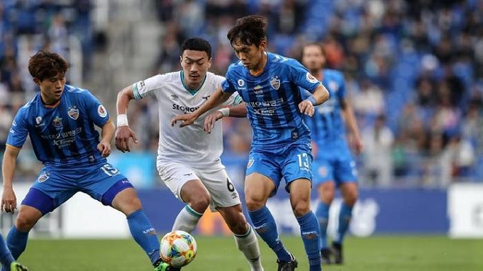 Nhận định, soi kèo Gwangju Football Club vs Ulsan Hyundai, 12h00 ngày 21/10