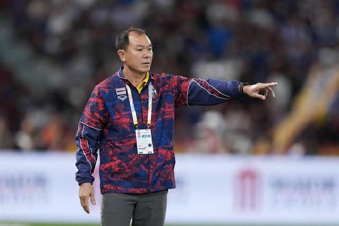 U22 Th&aacute;i Lan kh&ocirc;ng sa thải HLV d&ugrave; thua ngược U22 Việt Nam