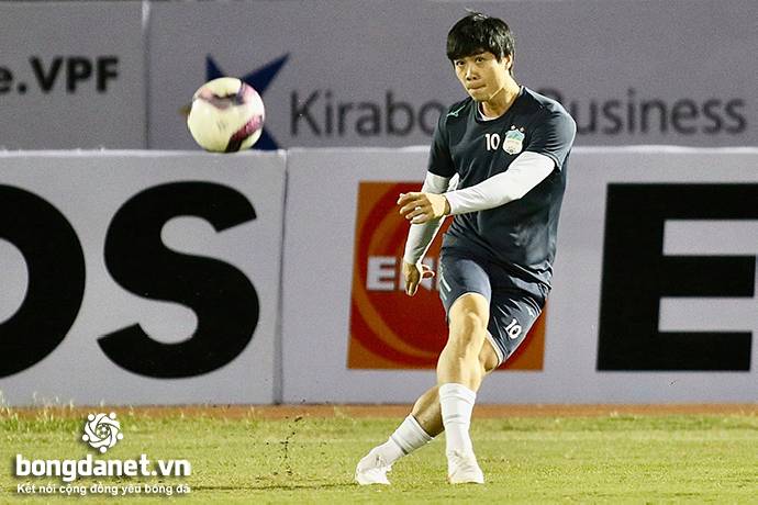 Mito Hollyhock chúc mừng sinh nhật Nguyễn Công Phượng