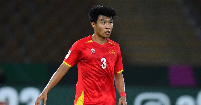 Lý Đức xin lỗi người hâm mộ sau khi nhận thẻ đỏ trước U23 Trung Quốc