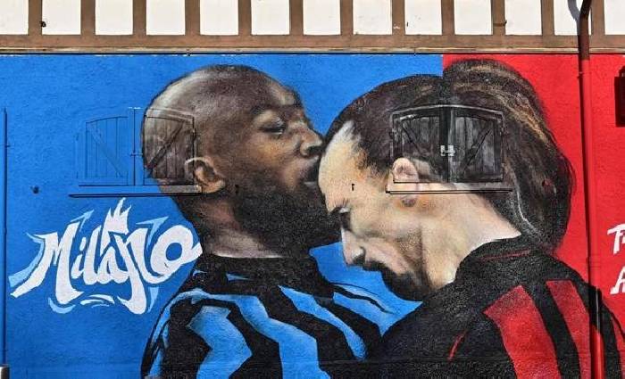 Derby Milan trong con mắt nhà VĐTG: 'Lukaku hàng đầu, nhưng Ibra khác biệt'