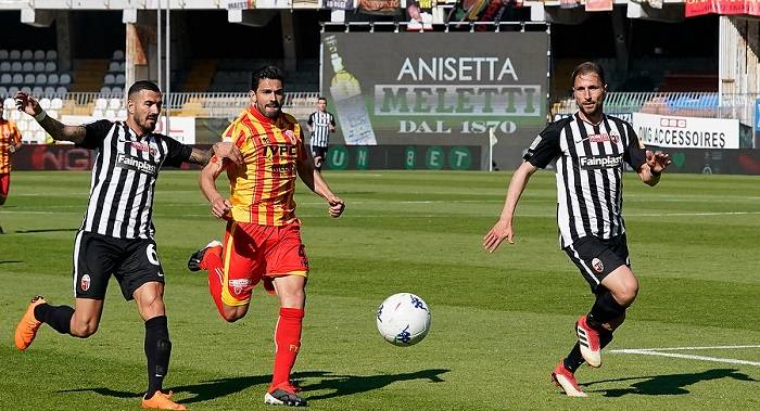 Nhận định, soi kèo Palermo vs Benevento, 21h15 ngày 22/4