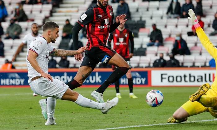 Soi kèo phạt góc Brentford vs Bournemouth, 18h30 ngày 22/5