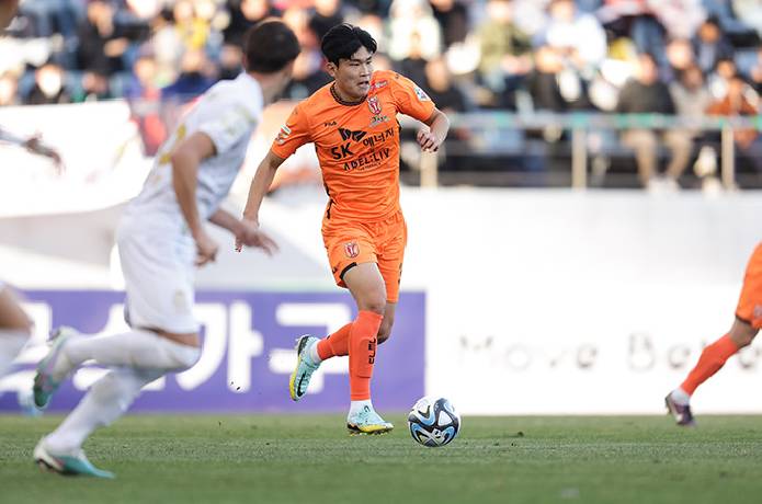 Nhận định, soi kèo Ulsan Hyundai vs Jeju, 17h30 ngày 21/7
